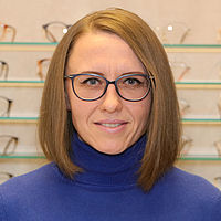 Augenoptikerin Katharina Bakhtin